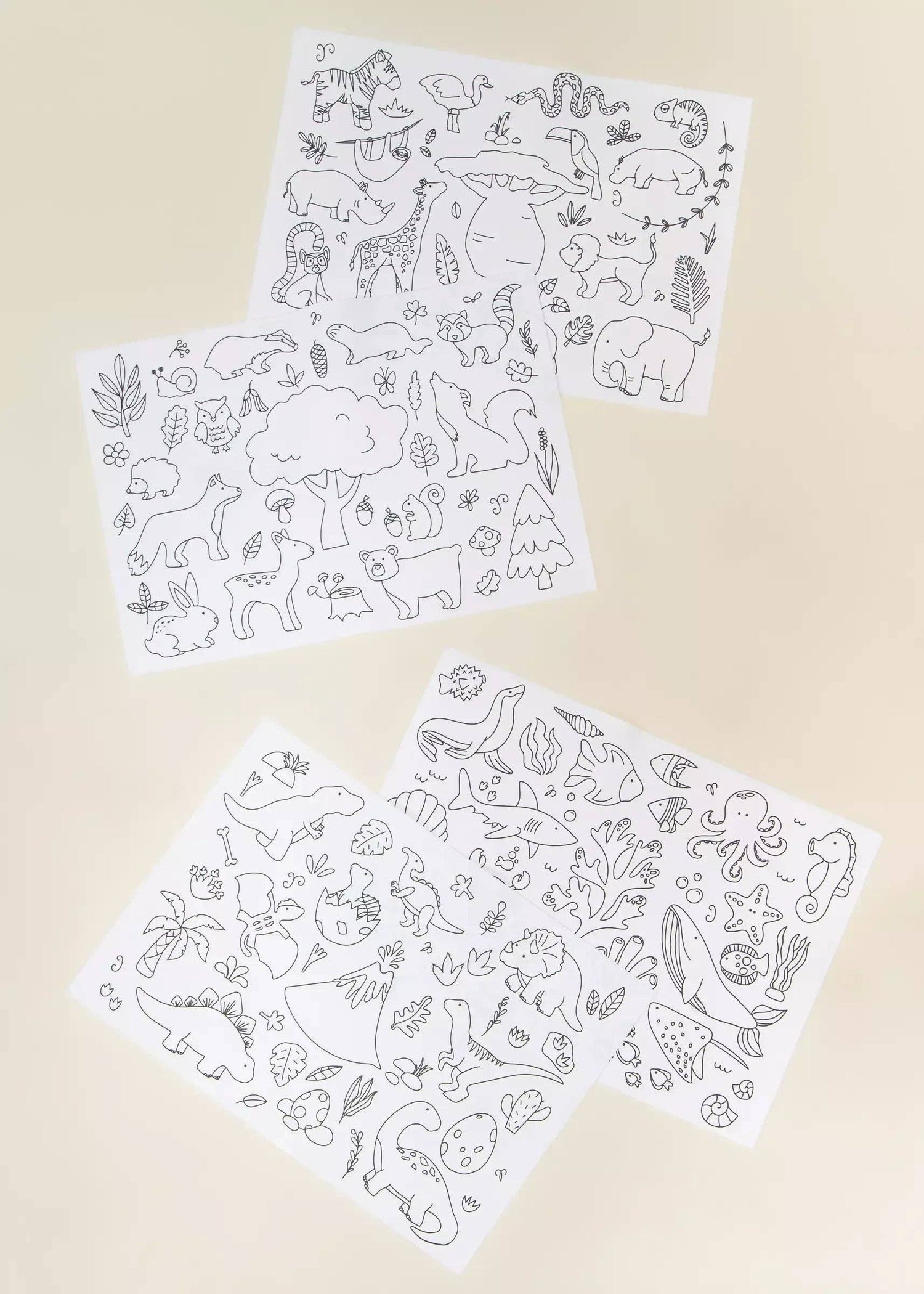 Set of 4 Silicone Washable Coloring Placemats & Markers